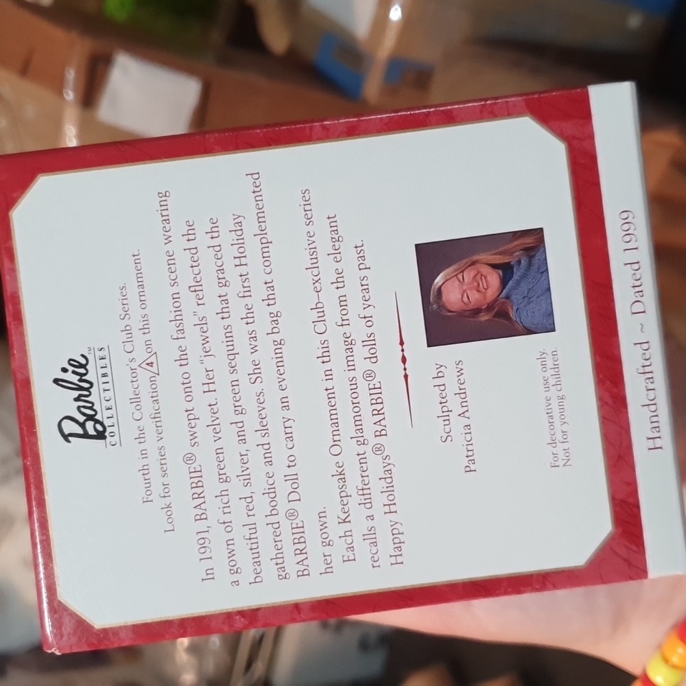 Vintage 1991 Happy Holidays Barbie Hallmark keepsake collector's club ornament - Picture 2 of 8